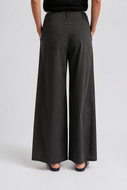 Pantalón palazzo bordado SP8AR84