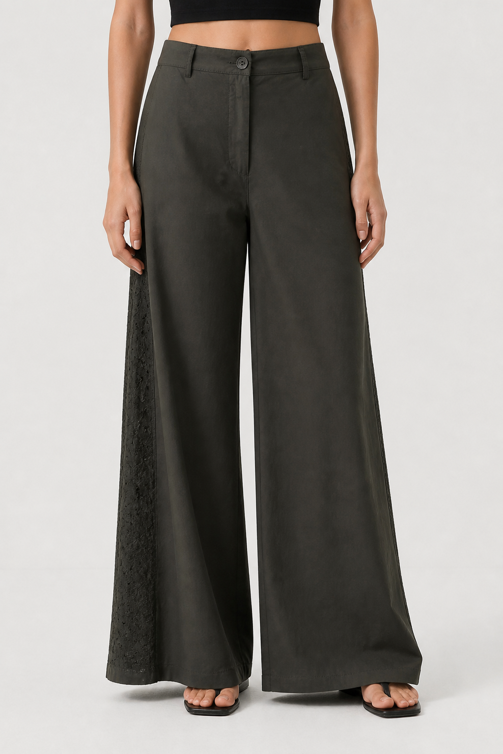 Pantalón palazzo bordado SP8AR84