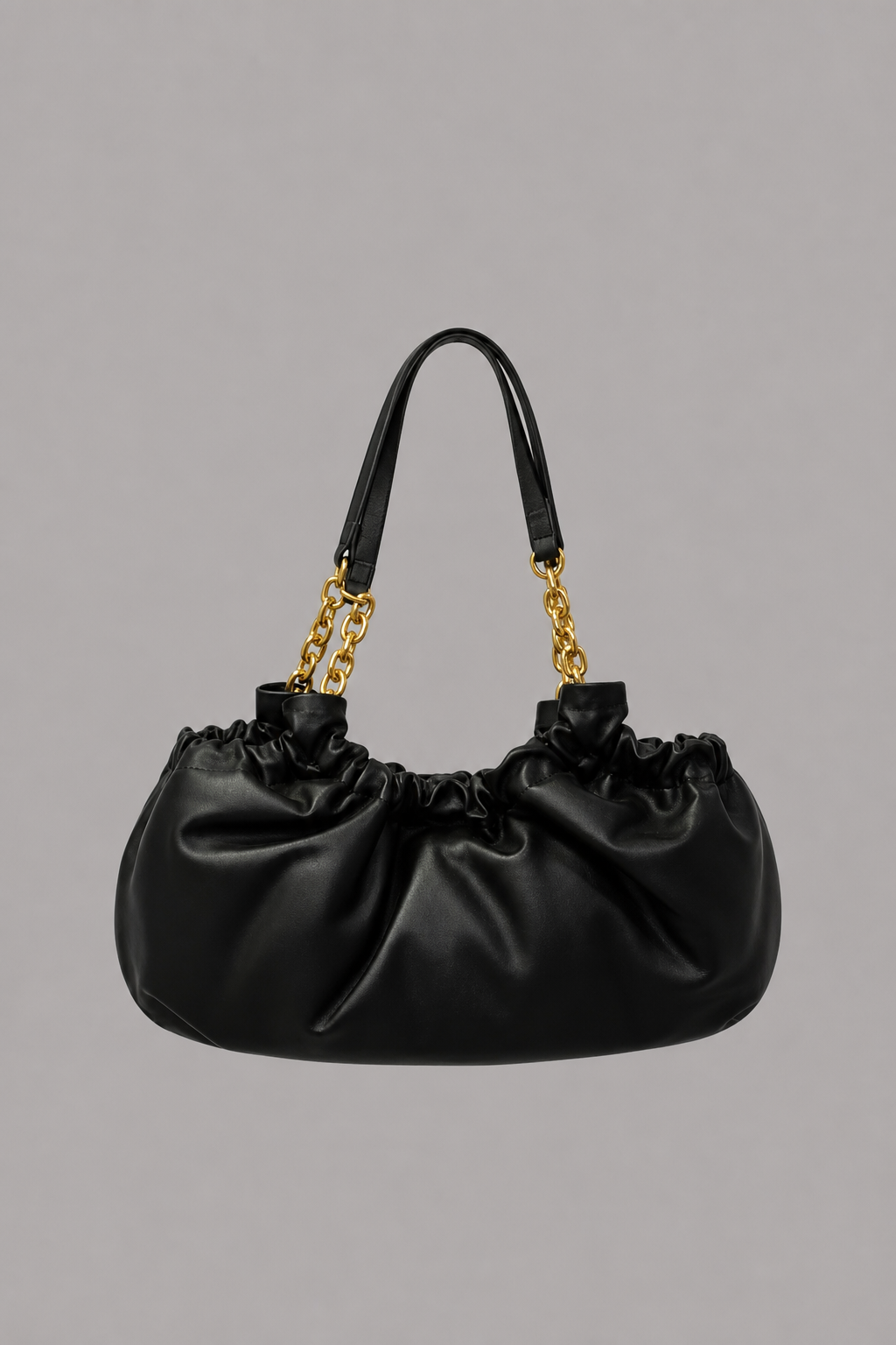 Bolso piel arrugado cadena dorada 8044652